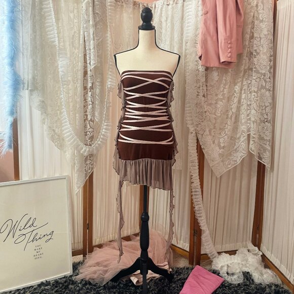 Sold Out ♡ Lace-Up Ruffle Mini 🎀 - Picture 2 of 3